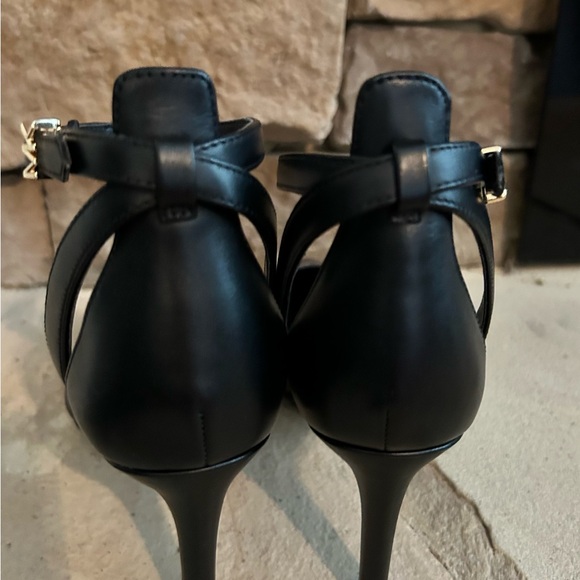 NEW MICHAEL KORS MIRABEL FLEX PUMP - Picture 5 of 7